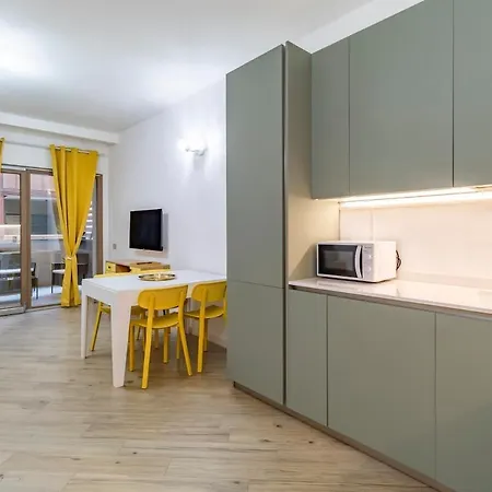 Apartment Aurealiving - Premium With Air Conditioning, Fast Wifi And Free Gym *