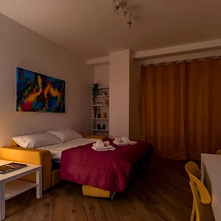 아파트 Aurealiving - Premium With Air Conditioning, Fast Wifi And Free Gym
