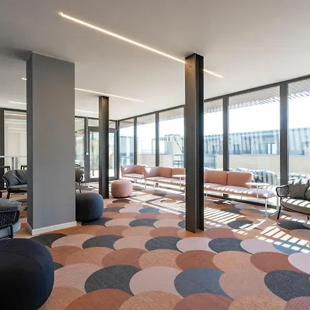 Aurealiving - Premium With Air Conditioning, Fast Wifi And Free Gym Apartment *