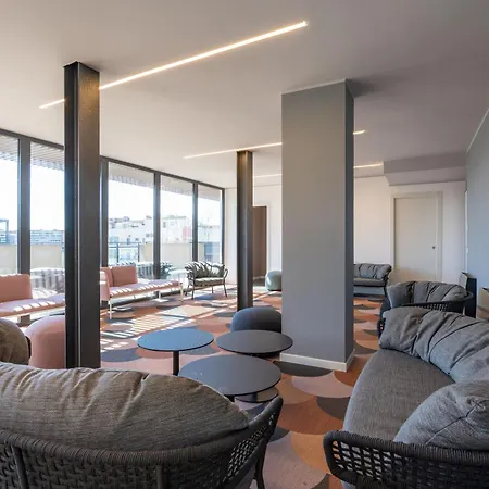 Aurealiving - Premium With Air Conditioning, Fast Wifi And Free Gym *