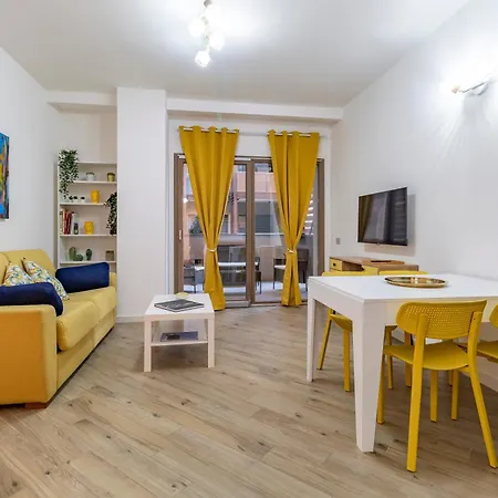 Aurealiving - Premium With Air Conditioning, Fast Wifi And Free Gym Apartamento Roma